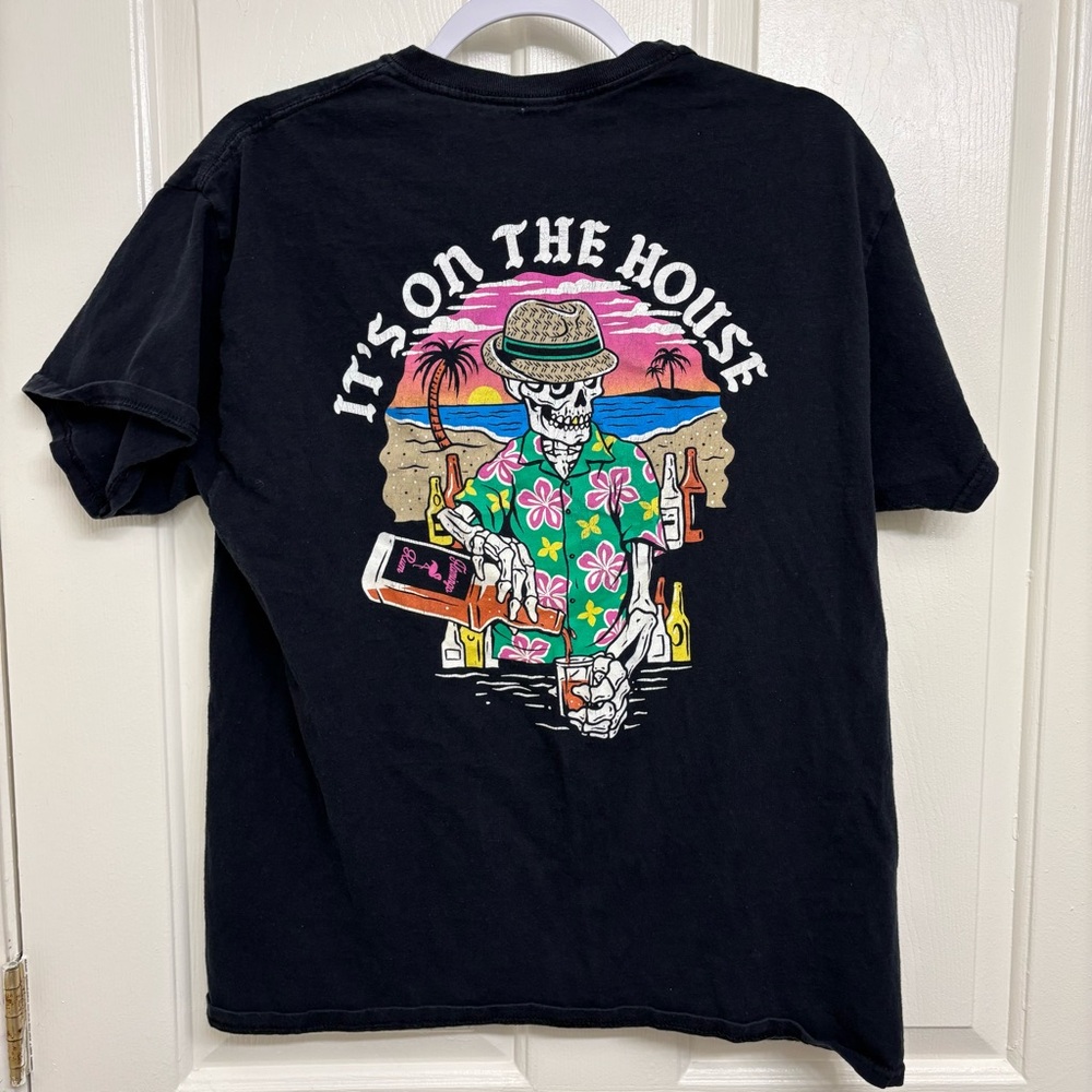 Skull graphic tee